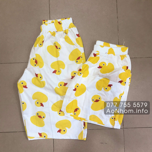 Quần đi biển mềm mát - Vịt trắng